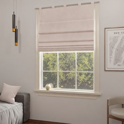 Modern Roman blind in matte smooth pastel light rose